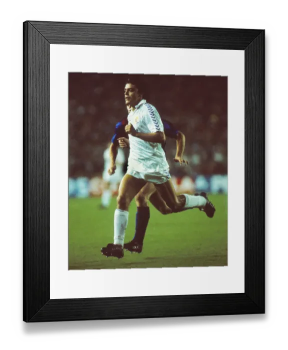 Framed Print : Manuel Sanchis - Real Madrid Framed Print : Manuel Sanchis - Real Madrid