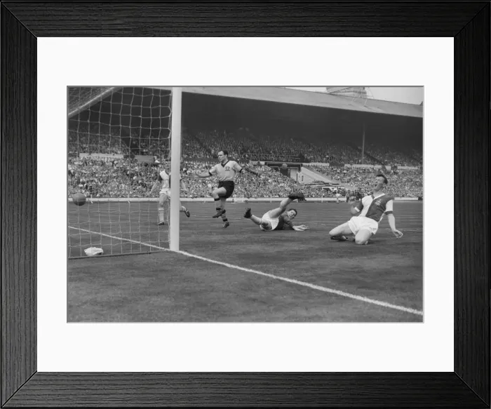 Framed Print : 1960 FA Cup Final: Wolves 3 Blackburn 0 Framed Print : 1960 FA Cup Final: Wolves 3 Blackburn 0