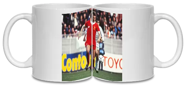 Photo Mug Of Liverpools Ray Kennedy 1981 European Cup Final