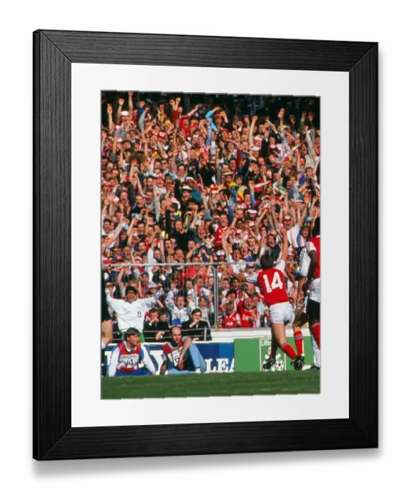 Framed Print : Arsenal substitute Martin Hayes celebrates his goal - 1988 League Cup Final Framed Print : Arsenal substitute Martin Hayes celebrates his goal - 1988 League Cup Final