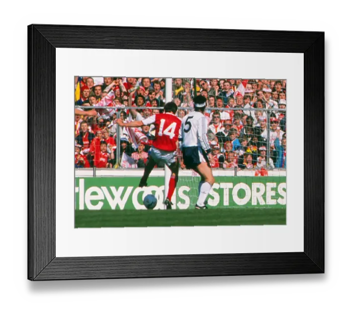 Framed Print : Arsenal substitute Martin Hayes sees his shot hit the post - 1988 League Cup Final Framed Print : Arsenal substitute Martin Hayes sees his shot hit the post - 1988 League Cup Final