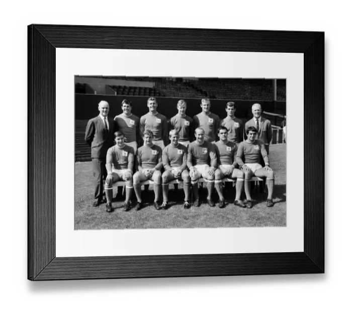 Framed Print : Nottingham Forest - 1967 / 68 Framed Print : Nottingham Forest - 1967 / 68