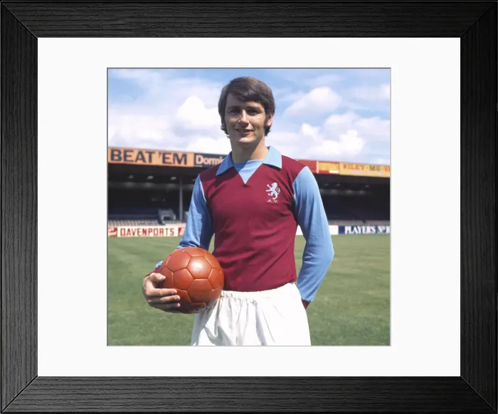 Framed Print : Bruce Rioch - Aston Villa Framed Print : Bruce Rioch - Aston Villa