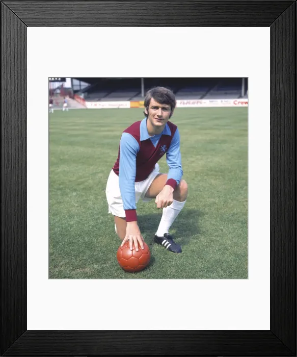 Framed Print : Bruce Rioch - Aston Villa Framed Print : Bruce Rioch - Aston Villa