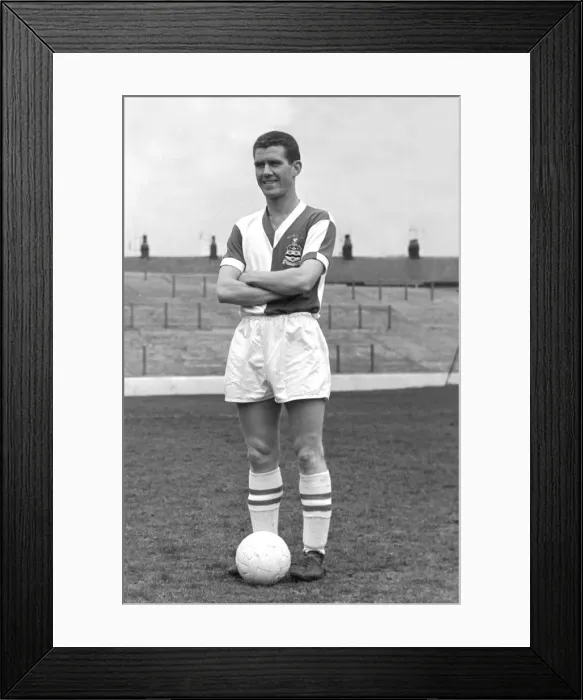Framed Print : Ronnie Clayton - Blackburn Rovers Framed Print : Ronnie Clayton - Blackburn Rovers