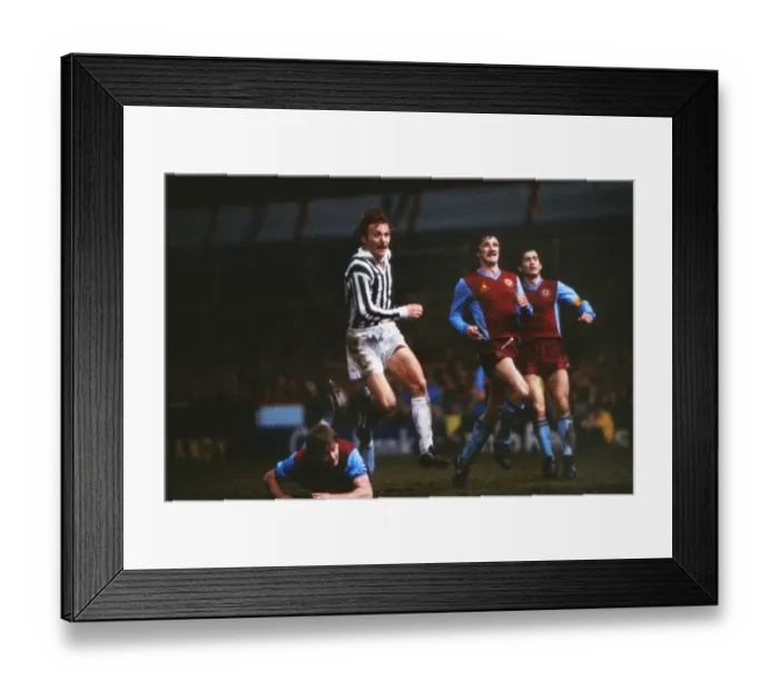 Framed Print : Juventus Zbigniew Boniek scores against Aston Villa in the 1983 European Cup Framed Print : Juventus Zbigniew Boniek scores against Aston Villa in the 1983 European Cup