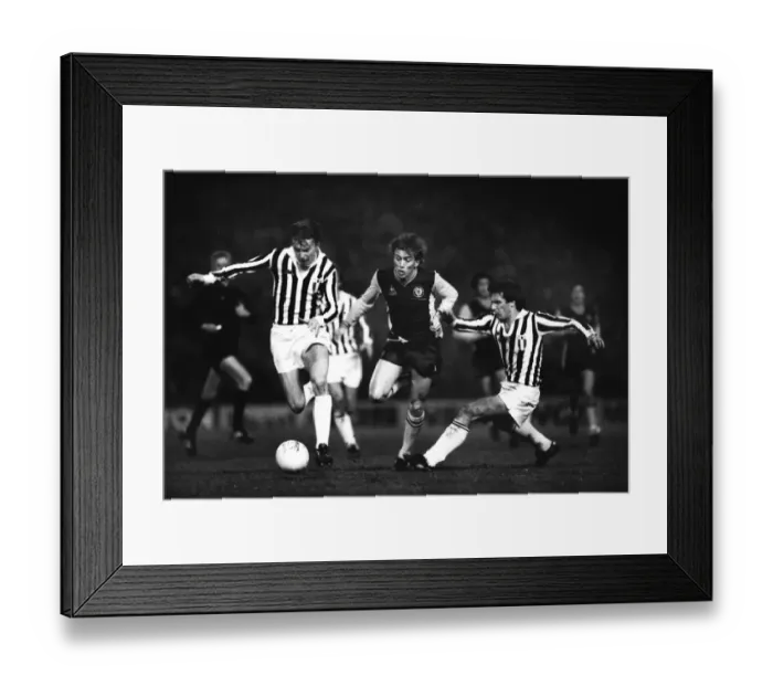Framed Print : Tony Morley - Aston Villa