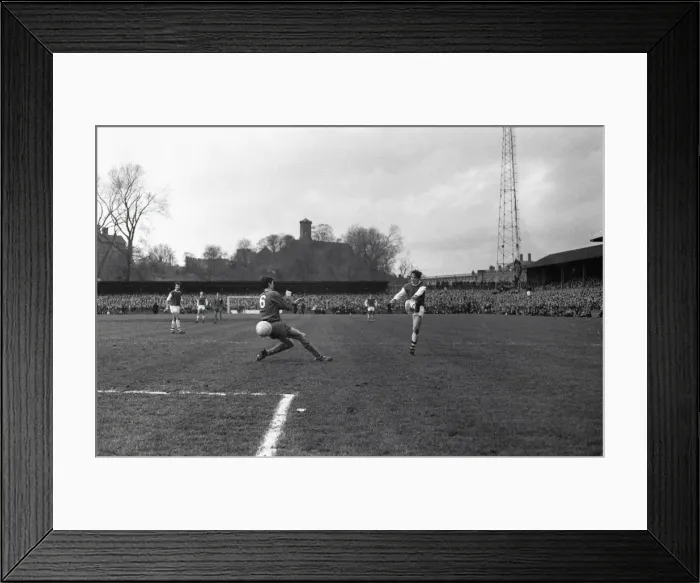 Framed Print : George Armstrong - Arsenal Framed Print : George Armstrong - Arsenal