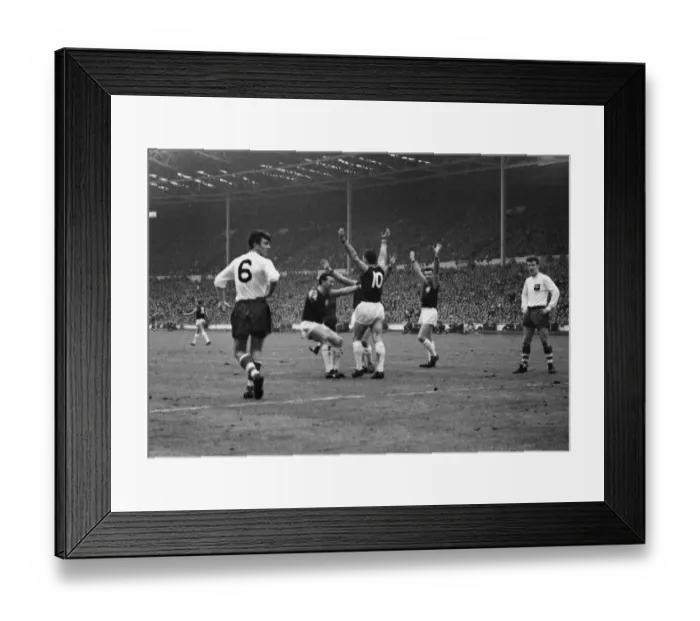 Framed Print : Geoff Hurst celebrates his goal - 1964 FA Cup Final