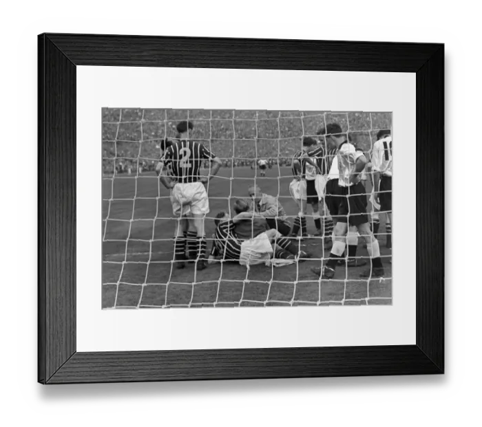 Framed Print : Manchester City goalkeeper Bert Trautmann lies injured - 1956 FA Cup Final Framed Print : Manchester City goalkeeper Bert Trautmann lies injured - 1956 FA Cup Final