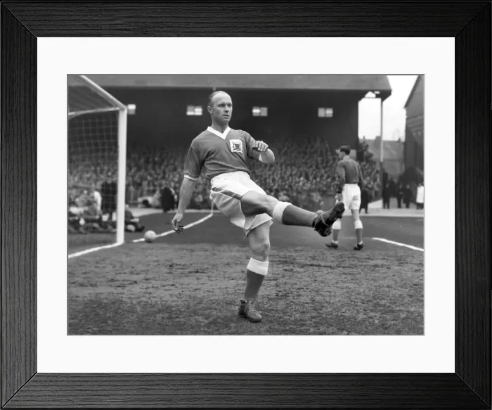 Framed Print : Billy Whare - Nottingham Forest Framed Print : Billy Whare - Nottingham Forest