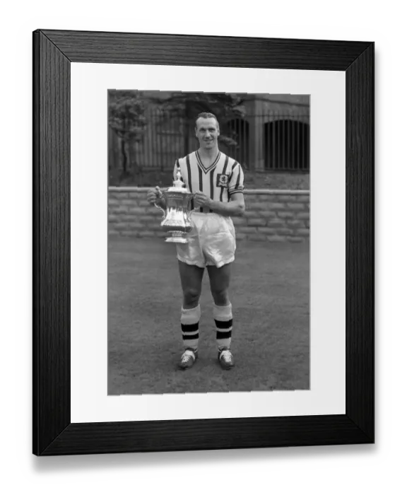 Framed Print : Stan Lynn - Aston Villa Framed Print : Stan Lynn - Aston Villa