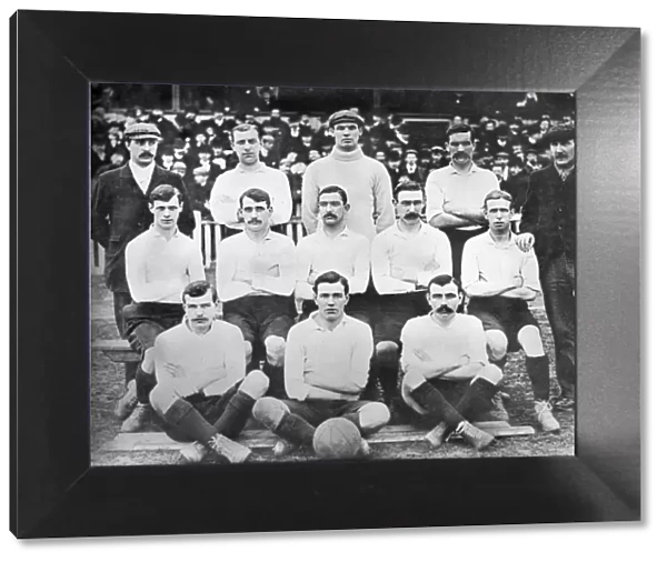Tottenham Hotspur - 1900  /  01