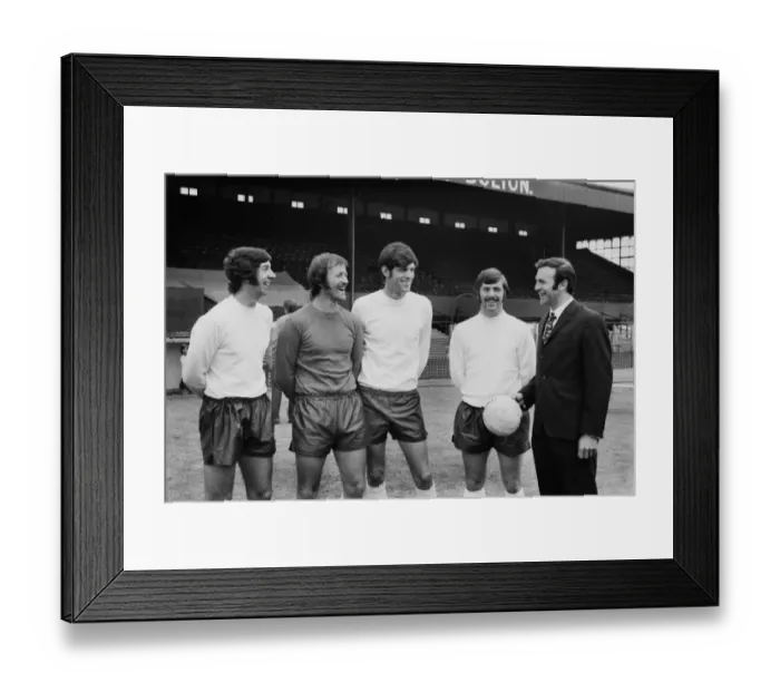 Framed Print : Bolton manager Jimmy Armfield with his players in 1971 Framed Print : Bolton manager Jimmy Armfield with his players in 1971
