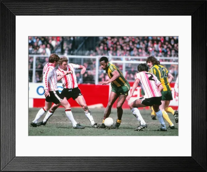Framed Print : Cyrille Regis - West Bromwich Albion