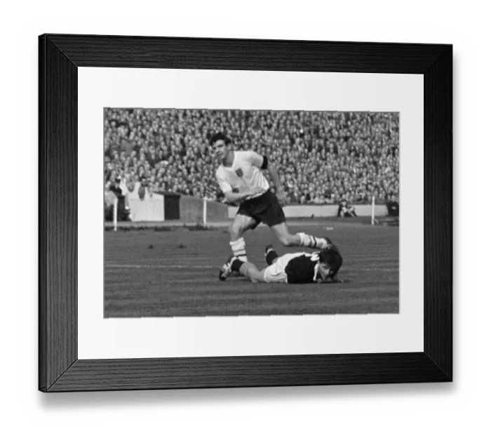 Framed Print : Johnny Haynes - England Framed Print : Johnny Haynes - England