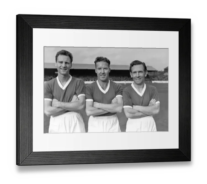 Framed Print : Len Julians, Sidney McClellan, Jimmy Andrews - Leyton Orient Framed Print : Len Julians, Sidney McClellan, Jimmy Andrews - Leyton Orient