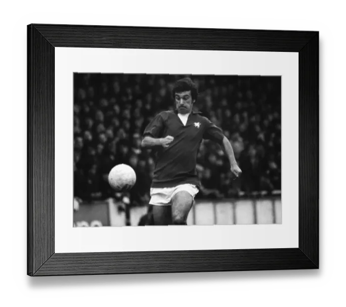 Framed Print : Mickey Bullock - Leyton Orient Framed Print : Mickey Bullock - Leyton Orient