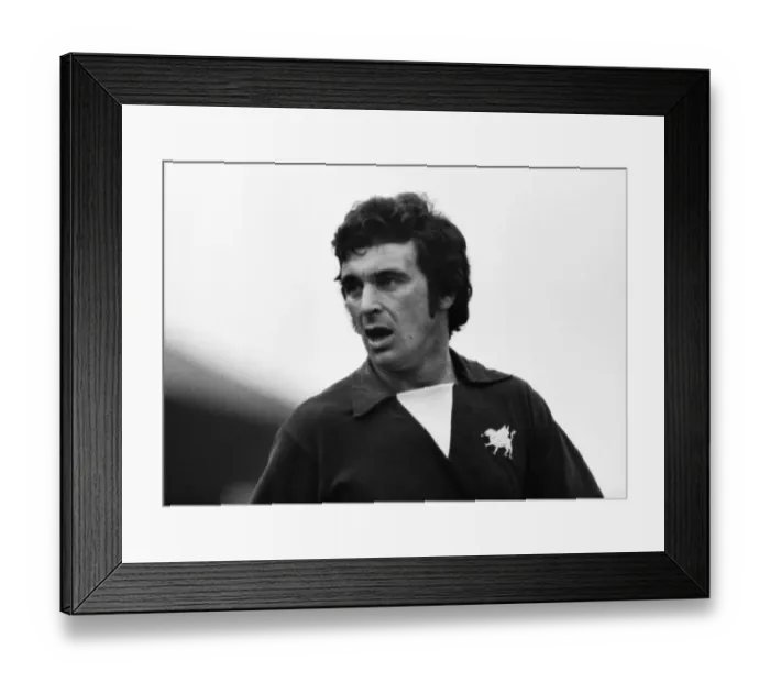 Framed Print : Mickey Bullock - Leyton Orient