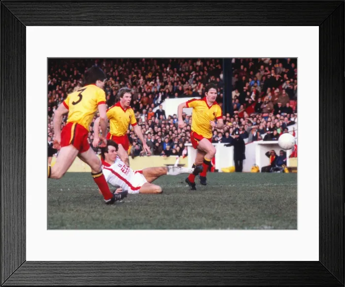 Framed Print : Peter Taylor - Leyton Orient Framed Print : Peter Taylor - Leyton Orient