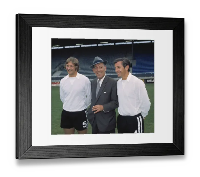 Framed Print : Paul Went, Tommy Trinder, Alan Mullery - Fulham Framed Print : Paul Went, Tommy Trinder, Alan Mullery - Fulham