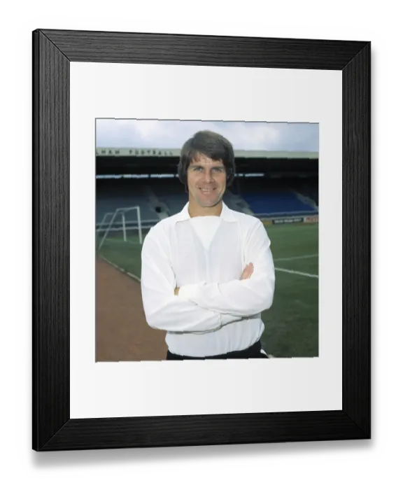 Framed Print : Stan Brown - Fulham Framed Print : Stan Brown - Fulham