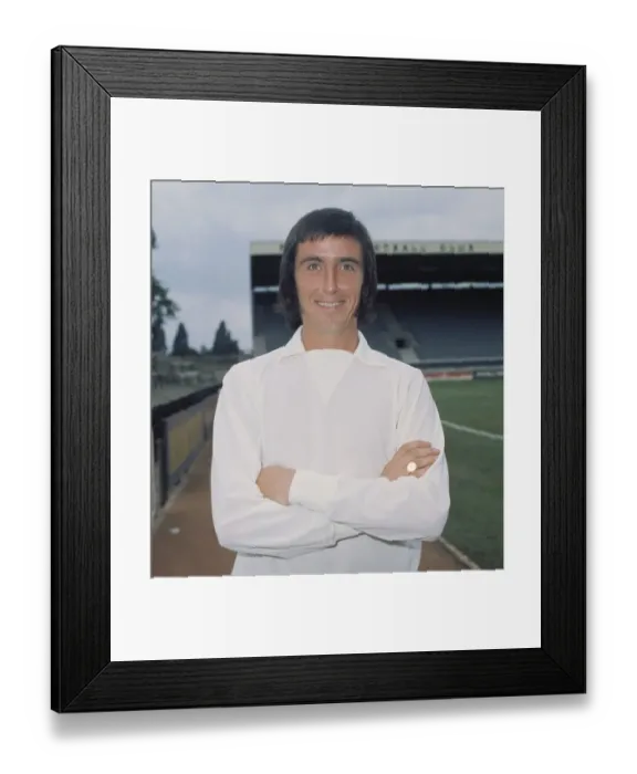Framed Print : Jimmy Dunne - Fulham Framed Print : Jimmy Dunne - Fulham