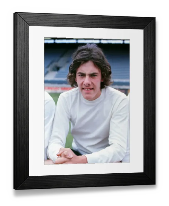 Framed Print : John Dowie - Fulham