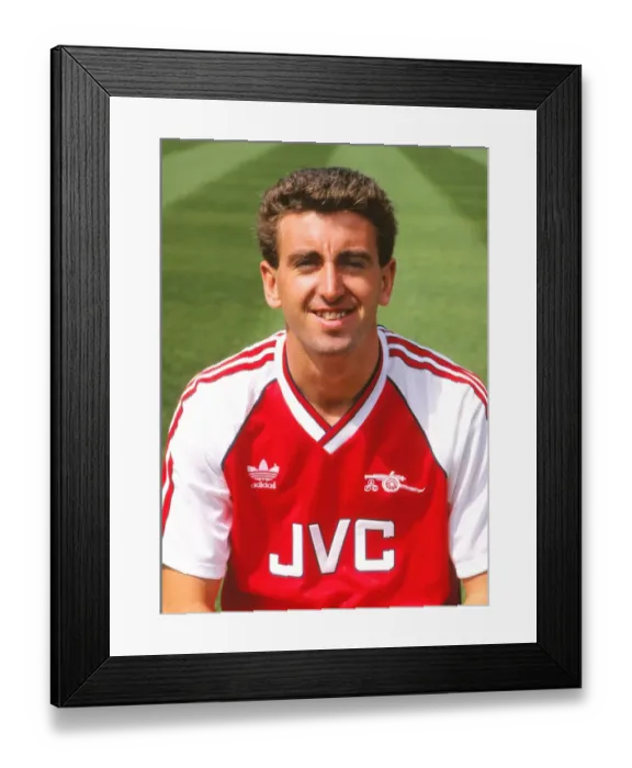 Framed Print : Nigel Winterburn - Arsenal Framed Print : Nigel Winterburn - Arsenal