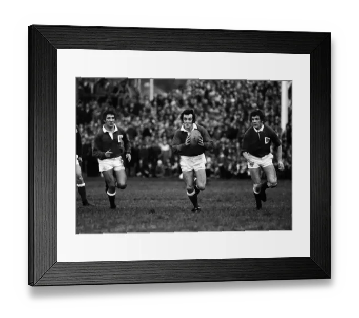 Framed Print : Llanellis Phil Bennett on the ball, supported by Selwyn Williams and Phil May Framed Print : Llanellis Phil Bennett on the ball, supported by Selwyn Williams and Phil May