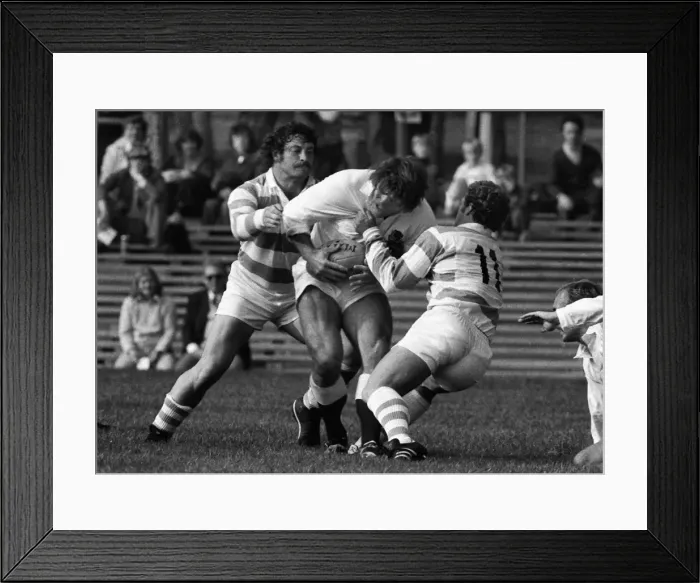 Framed Print : England XI 13 Argentina 13