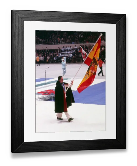 Framed Print : Paquito Fernandez Ochoa - Sapporo Olympics - Closing Ceremony Framed Print : Paquito Fernandez Ochoa - Sapporo Olympics - Closing Ceremony