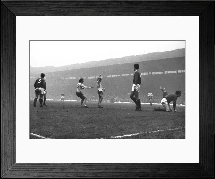 Framed Print : Peter Marinello celebrates his goal on his debut for Arsenal Framed Print : Peter Marinello celebrates his goal on his debut for Arsenal