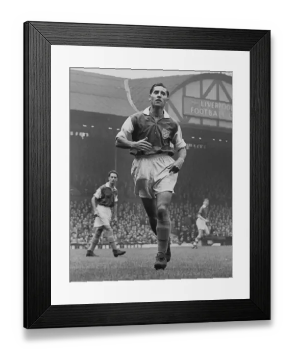 Framed Print : Frank O Farrell - West Ham