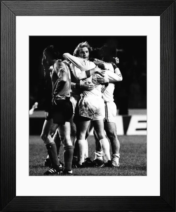 Framed Print : Euro Cup Final: Bayern 1 St Etienne 0 Framed Print : Euro Cup Final: Bayern 1 St Etienne 0
