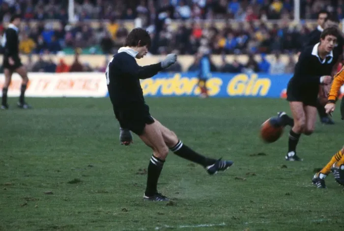 Framed Print : Allan Hewson kicks at goal for the All Blacks - 1983 British Lions Tour to New Zealand