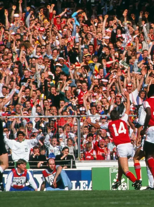 Framed Print : Arsenal substitute Martin Hayes celebrates his goal - 1988 League Cup Final Framed Print : Arsenal substitute Martin Hayes celebrates his goal - 1988 League Cup Final