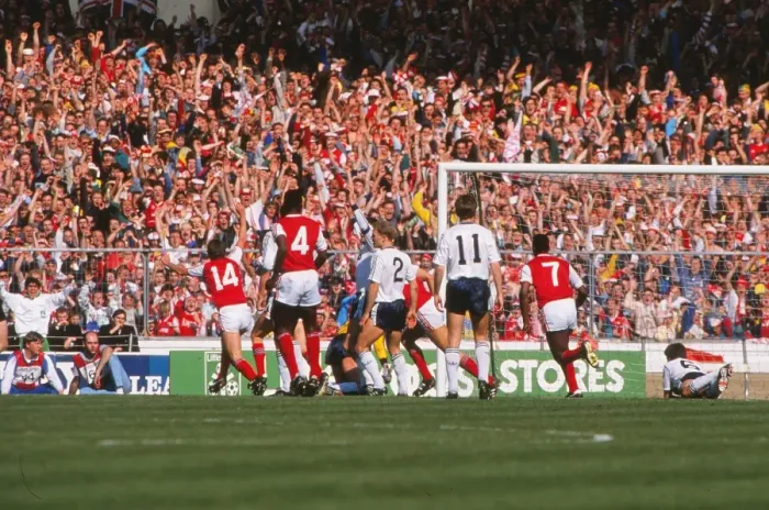 Framed Print : Arsenal substitute Martin Hayes celebrates his goal - 1988 League Cup Final Framed Print : Arsenal substitute Martin Hayes celebrates his goal - 1988 League Cup Final