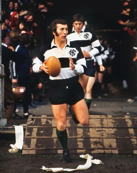 Barbarians captain John Dawes runs out for famous 1973 game against the All Blacks