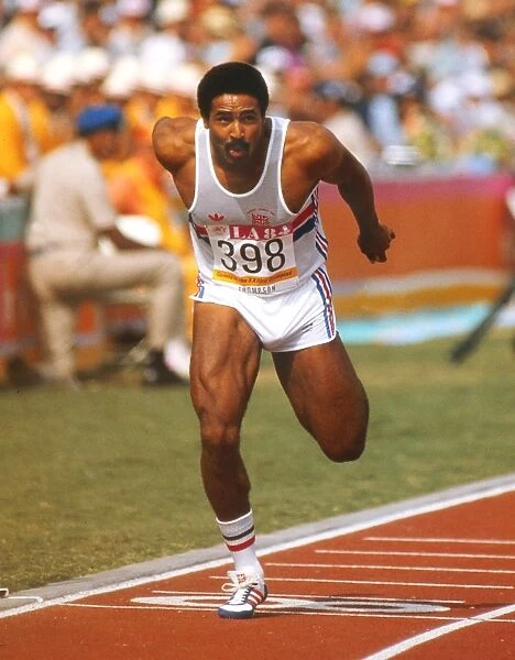 Daley Thompson wins the decathlon 100m at the 1984 Los Angeles Olympics