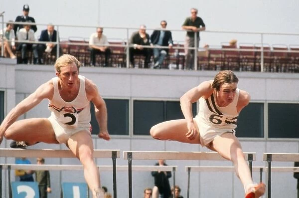 David Hemery and Alan Pascoe in 1969