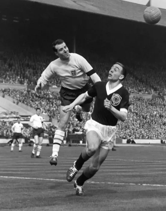 Framed Print : England goalkeeper Ron Springett punches clear from Ian St. John - 1960  /  1 British Home Championship