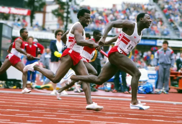 Framed Print : Englands Mike McFarlane hands the baton to Clarence Callender -1982 Edinburgh Commonwealth Games Framed Print : Englands Mike McFarlane hands the baton to Clarence Callender -1982 Edinburgh Commonwealth Games