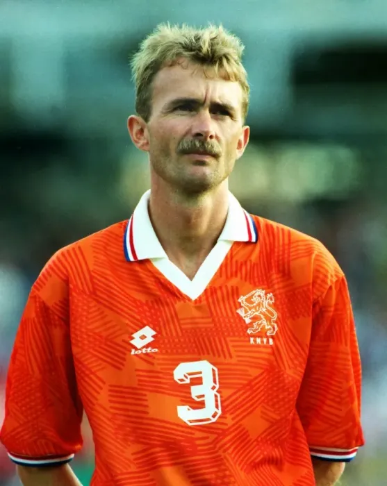 Framed Print : Euro92 SF: Denmark 2* Holland 2 [Den. win 5-4 pens]