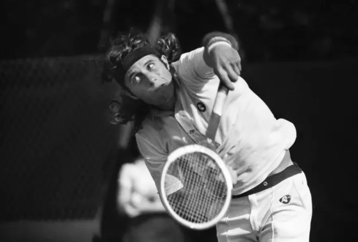 Framed Print : Guillermo Vilas - 1975 British Hard Court Championships