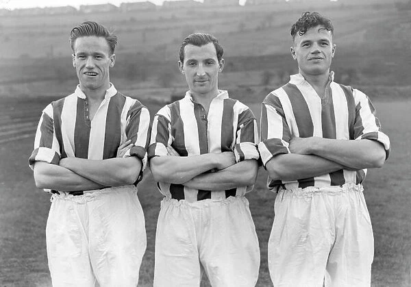 Huddersfield T 1950. Football - 1950 - 1951 Huddersfield Town photocall 26 / 09 / 1950