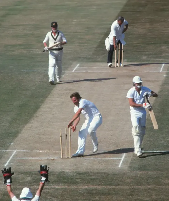 Framed Print : Ian Botham grabs the stumps after winning the 4th Test of the 1981 Ashes Framed Print : Ian Botham grabs the stumps after winning the 4th Test of the 1981 Ashes