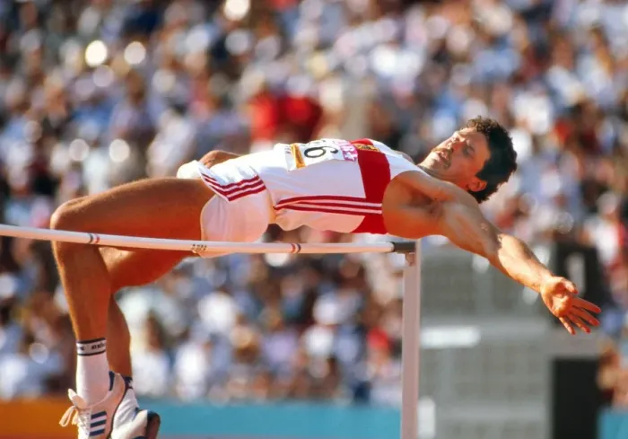 Framed Print : Jurgen Hingsen - 1984 Los Angeles Olympics - Decathlon Framed Print : Jurgen Hingsen - 1984 Los Angeles Olympics - Decathlon