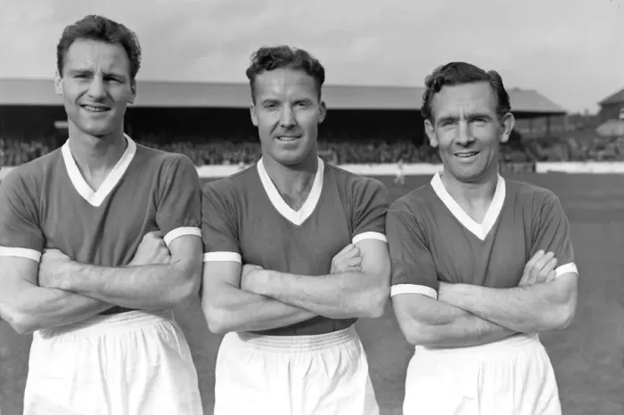 Framed Print : Len Julians, Sidney McClellan, Jimmy Andrews - Leyton Orient Framed Print : Len Julians, Sidney McClellan, Jimmy Andrews - Leyton Orient