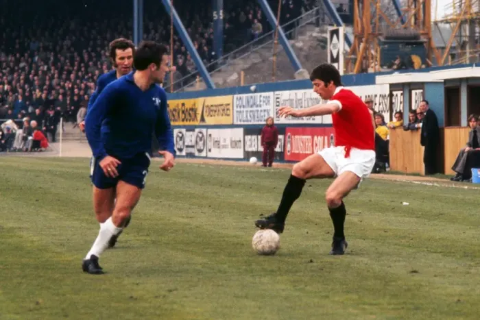 Framed Print : Manchester Uniteds Willie Morgan and Chelseas Ron Harris Framed Print : Manchester Uniteds Willie Morgan and Chelseas Ron Harris